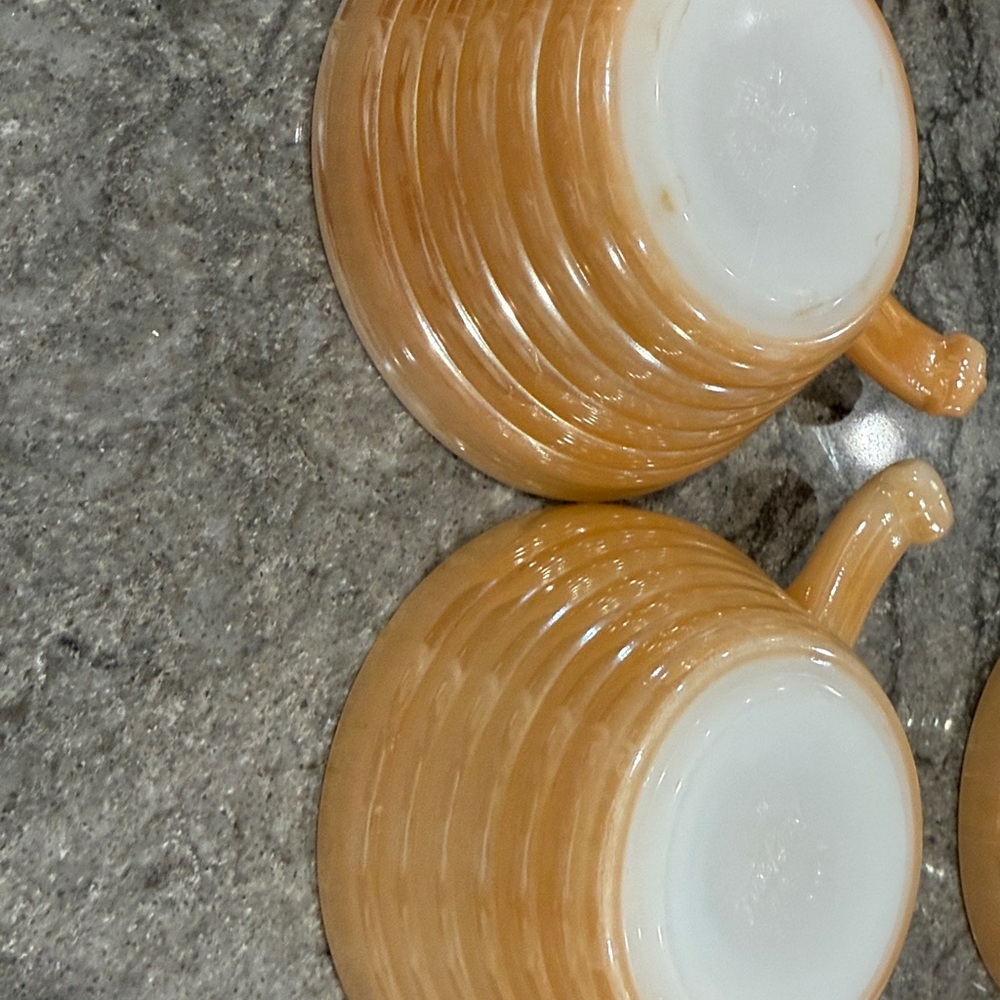 Fire King Peach Lustre Beehive Bowls with handle S/8 Vintage 1950’s - Picture 14 of 16